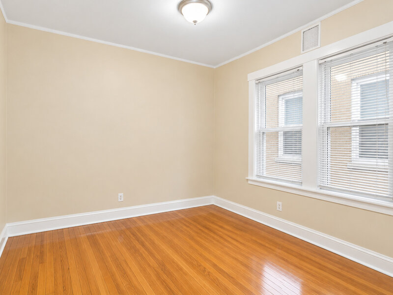 6249 N Fairfield Avenue Chicago IL 60659