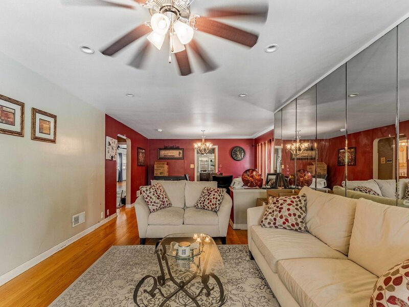 8800 S Merrill Avenue Chicago IL 60617