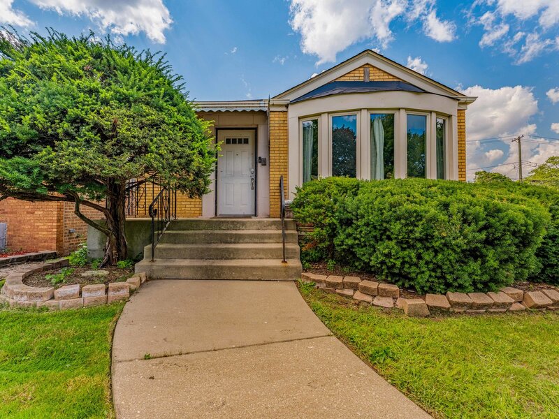 8800 S Merrill Avenue Chicago IL 60617