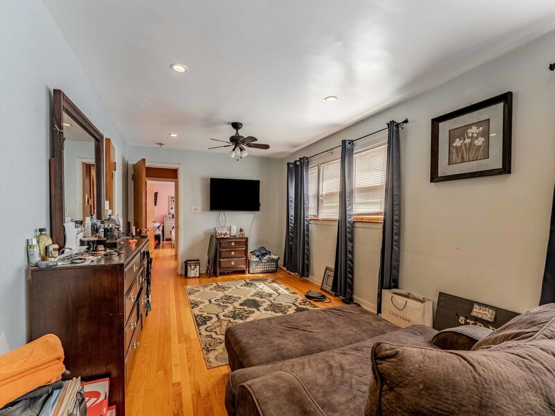 8800 S Merrill Avenue Chicago IL 60617