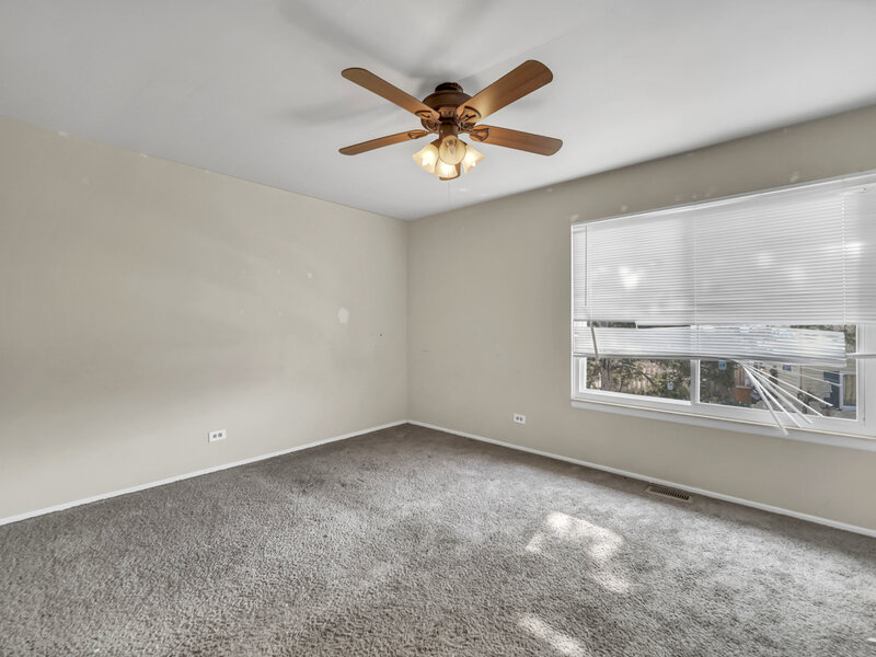 545 Alton Court Carol Stream IL 60188