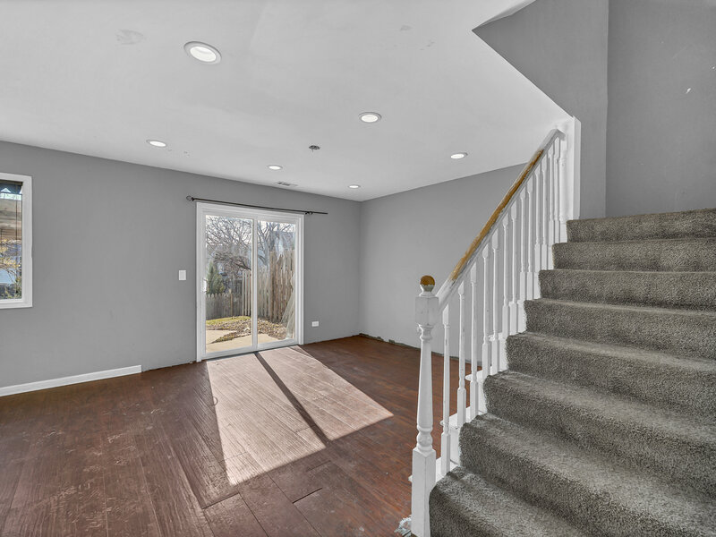 454 Esselen Court Carol Stream IL 60188