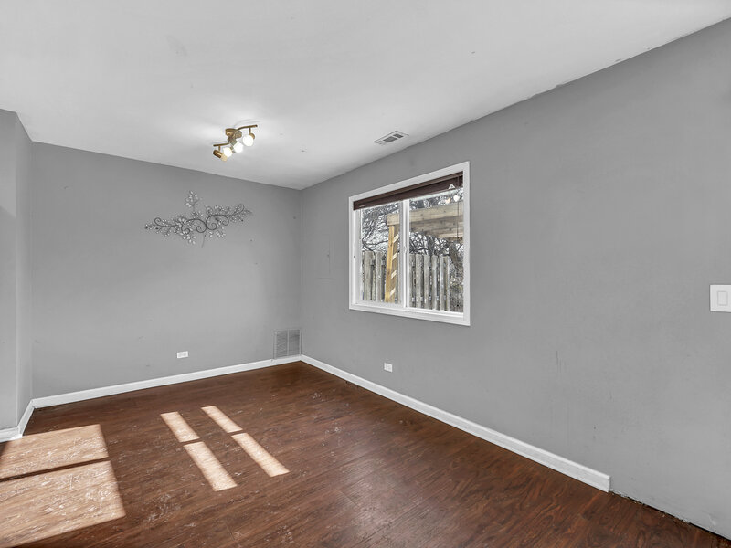 454 Esselen Court Carol Stream IL 60188