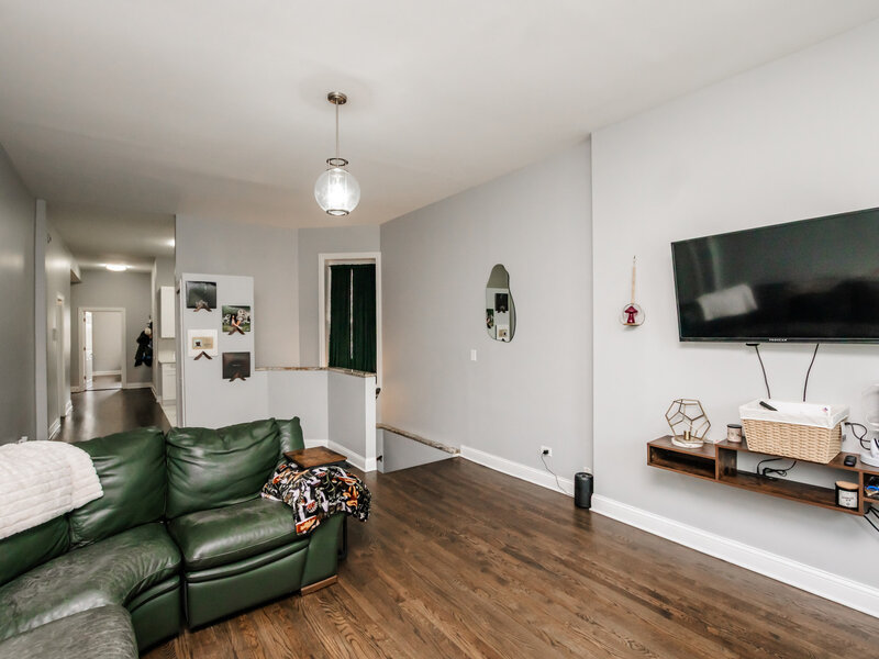 735 E 50th Street Chicago IL 60615