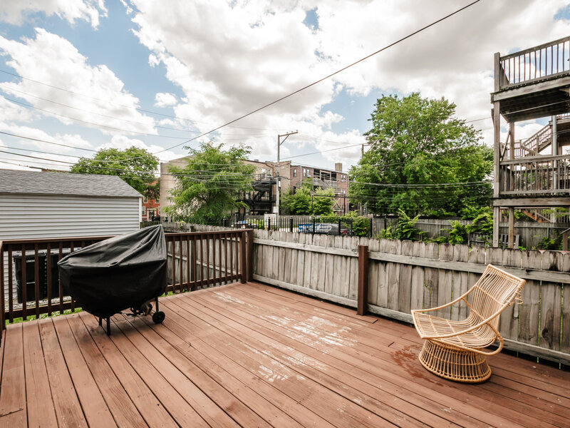 735 E 50th Street Chicago IL 60615