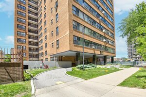 Photo of 6118 N Sheridan Road Chicago IL 60660 Unit 106