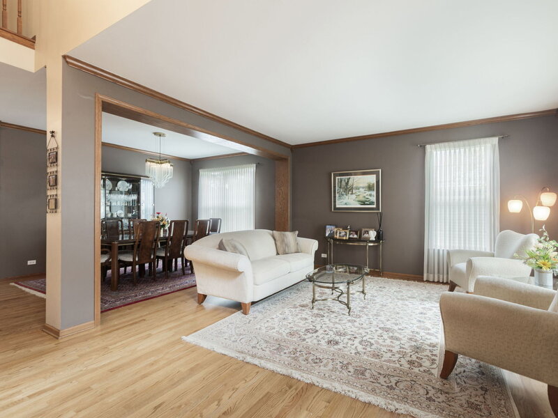 556 Prescott Lane Gurnee IL 60031