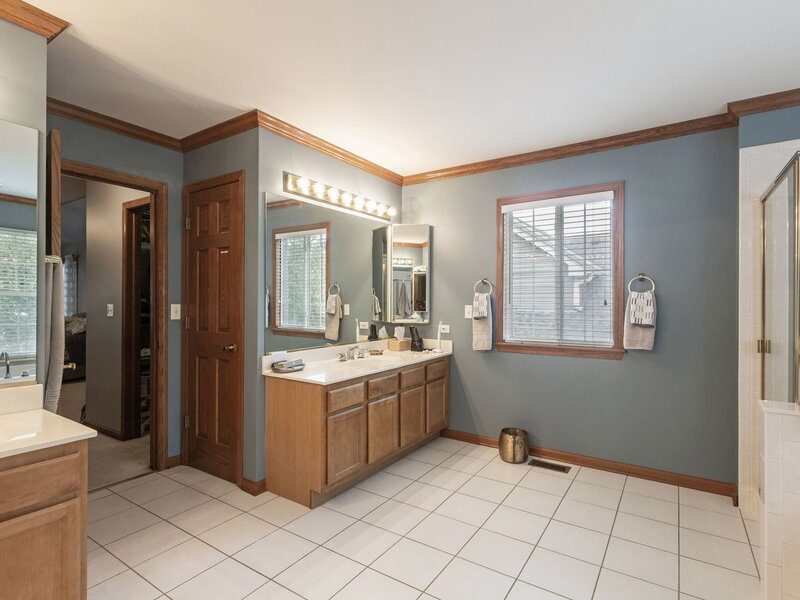 556 Prescott Lane Gurnee IL 60031