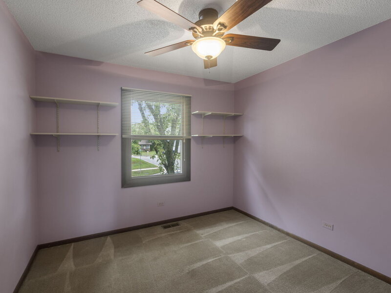 1965 Crescent Lane Hoffman Estates IL 60169