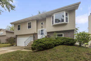 Photo of 1965 Crescent Lane Hoffman Estates IL 60169