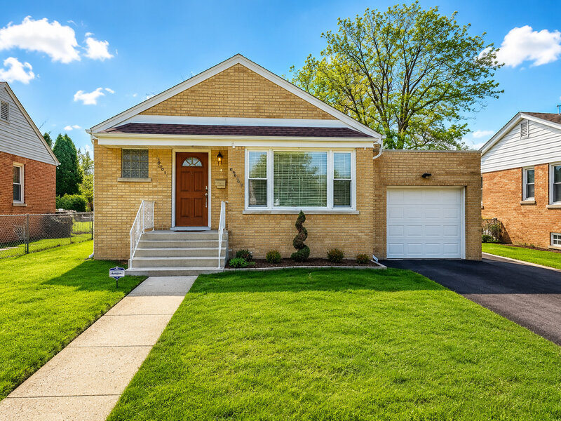 18462 Gottschalk Avenue Homewood IL 60430