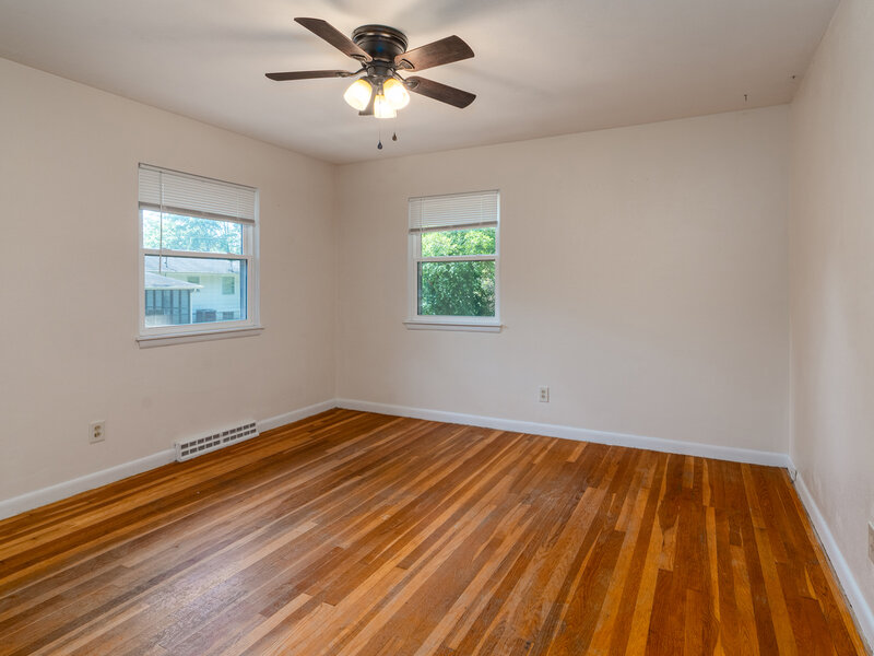 208 S Pine Lane Carbondale IL 62901
