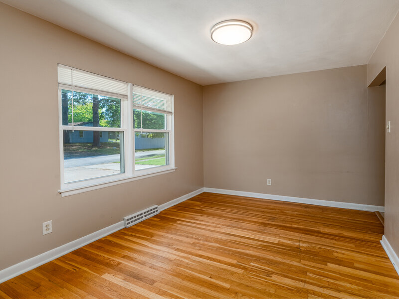208 S Pine Lane Carbondale IL 62901