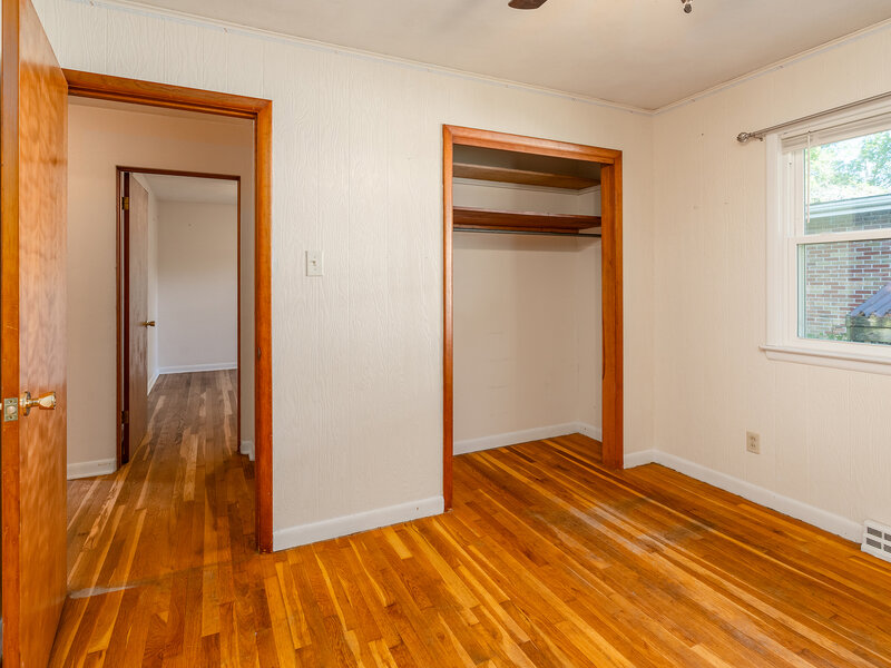 208 S Pine Lane Carbondale IL 62901