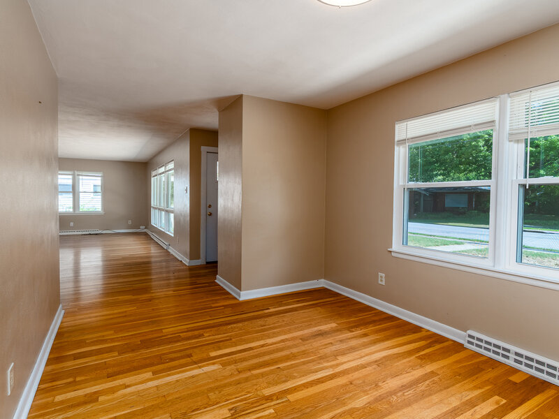 208 S Pine Lane Carbondale IL 62901