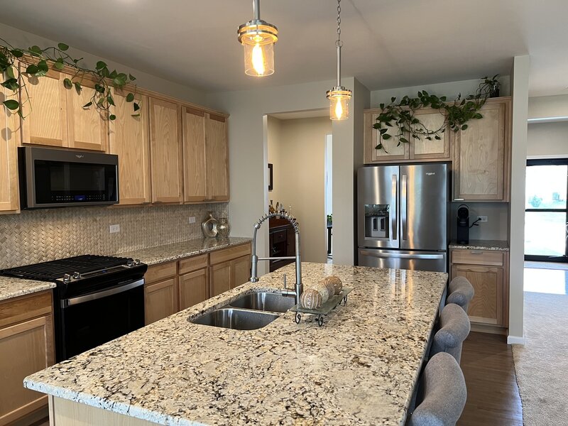 1017 Kessler Drive Mundelein IL 60060