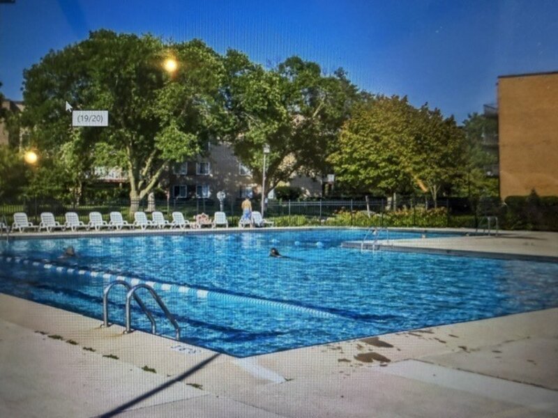 225 S Rohlwing Road Palatine IL 60074