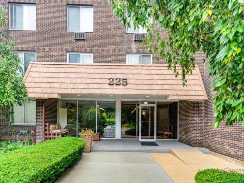 225 S Rohlwing Road Palatine IL 60074