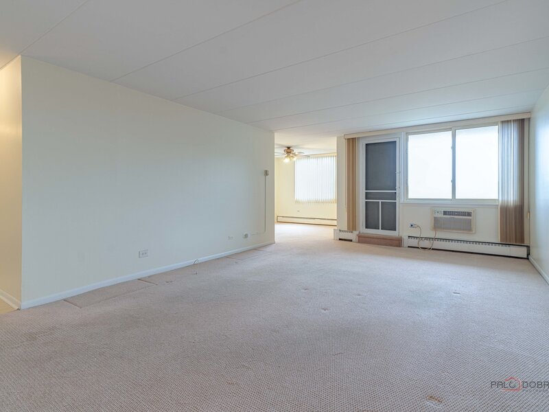 225 S Rohlwing Road Palatine IL 60074