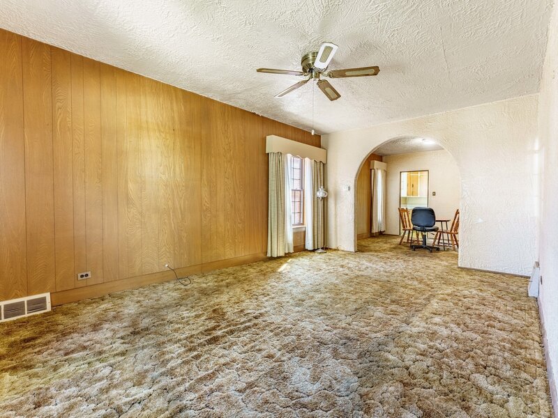 6731 W Albion Avenue Chicago IL 60631