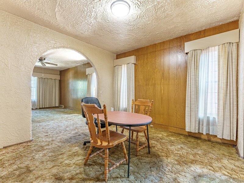 6731 W Albion Avenue Chicago IL 60631
