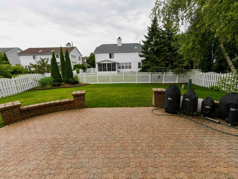 687 E Lenox Lane Palatine IL 60074
