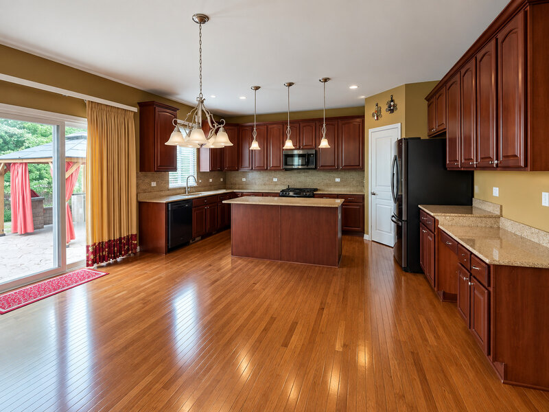 4 Snead Court Bolingbrook IL 60490