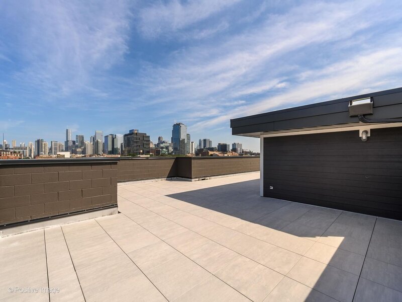 1345 W Grand Avenue Chicago IL 60642
