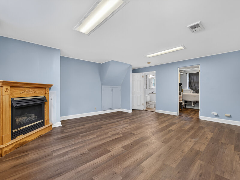816 S La Grange Road La Grange IL 60525
