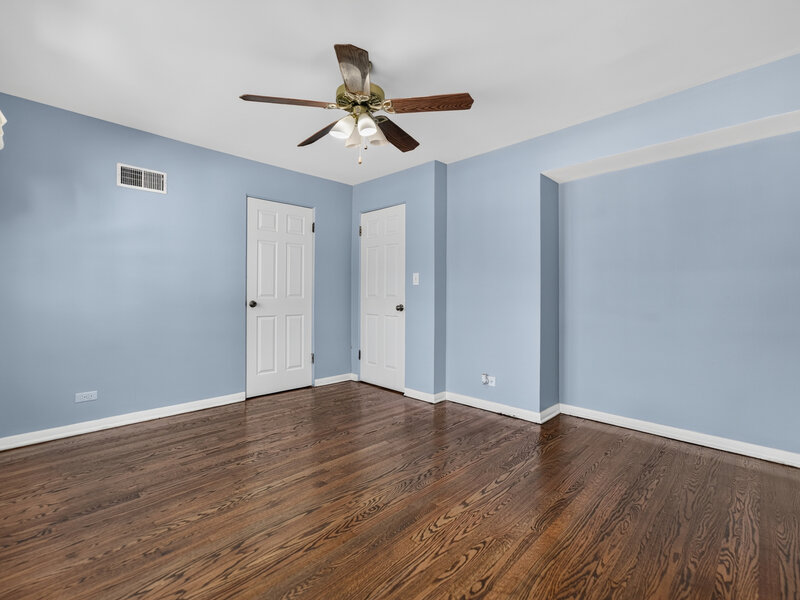 816 S La Grange Road La Grange IL 60525
