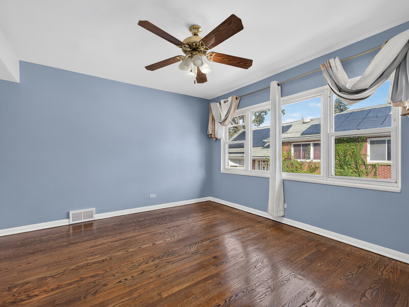 816 S La Grange Road La Grange IL 60525