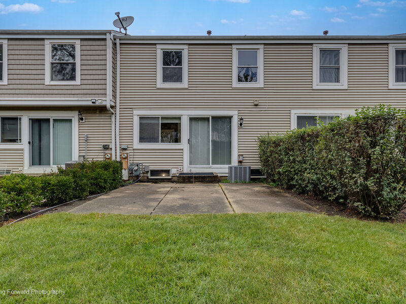 2141 Greystone Place Hoffman Estates IL 60169