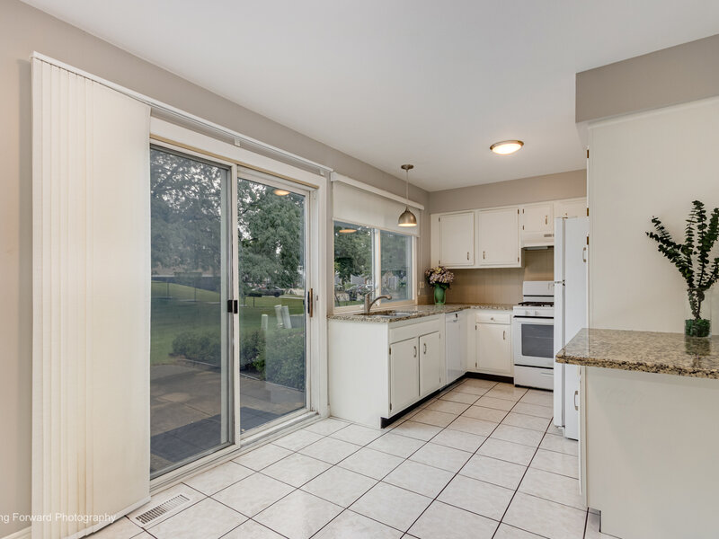 2141 Greystone Place Hoffman Estates IL 60169