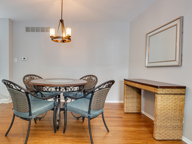 2141 Greystone Place Hoffman Estates IL 60169
