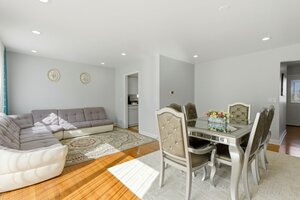 Photo of 1038 S Hunt Club Drive Mount Prospect IL 60056