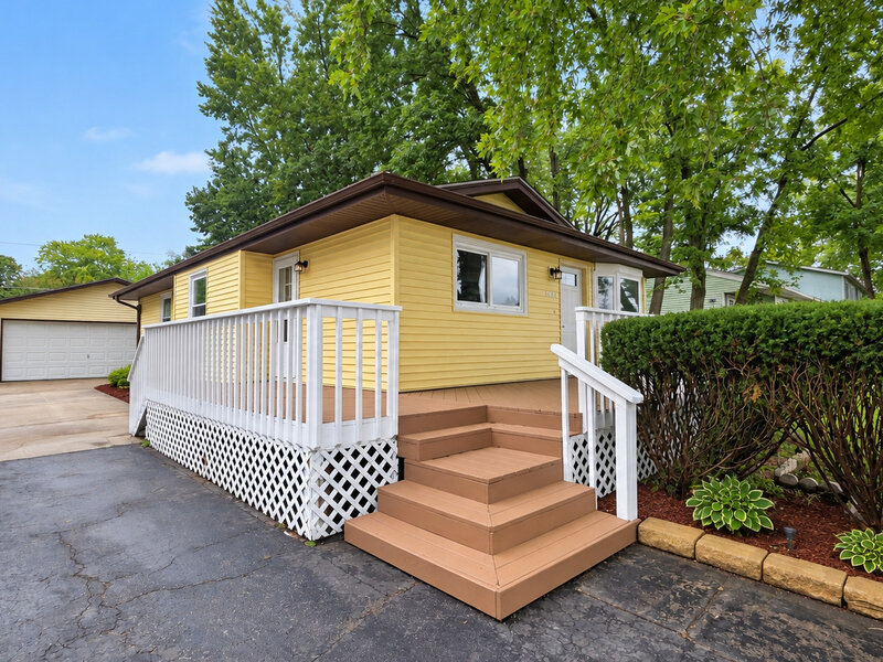 1419 Jefferson Streets Lake In The Hills IL 60156