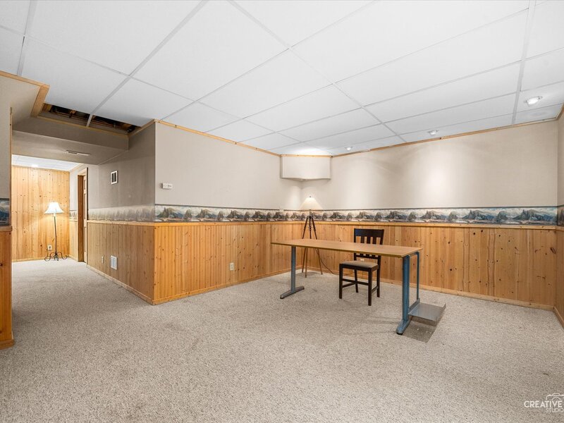 203 Parkside Lane Oswego IL 60543