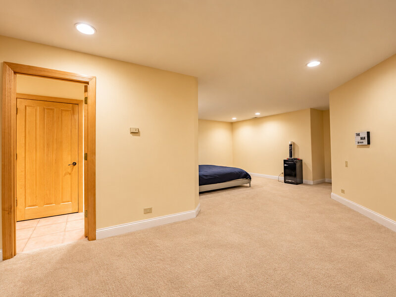 1683 Braeside Lane Northbrook IL 60062