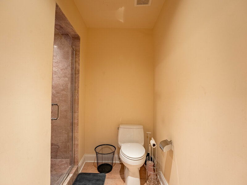 1683 Braeside Lane Northbrook IL 60062