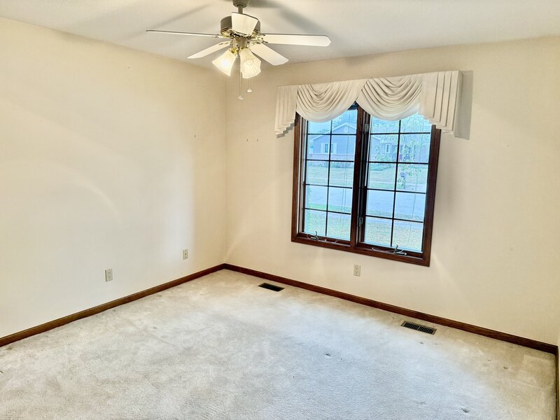 1223 Vantage Lane Bourbonnais IL 60914