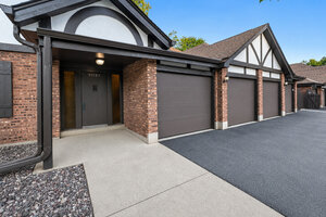 Photo of 11151 Cottonwood Drive Palos Hills IL 60465 Unit 19C