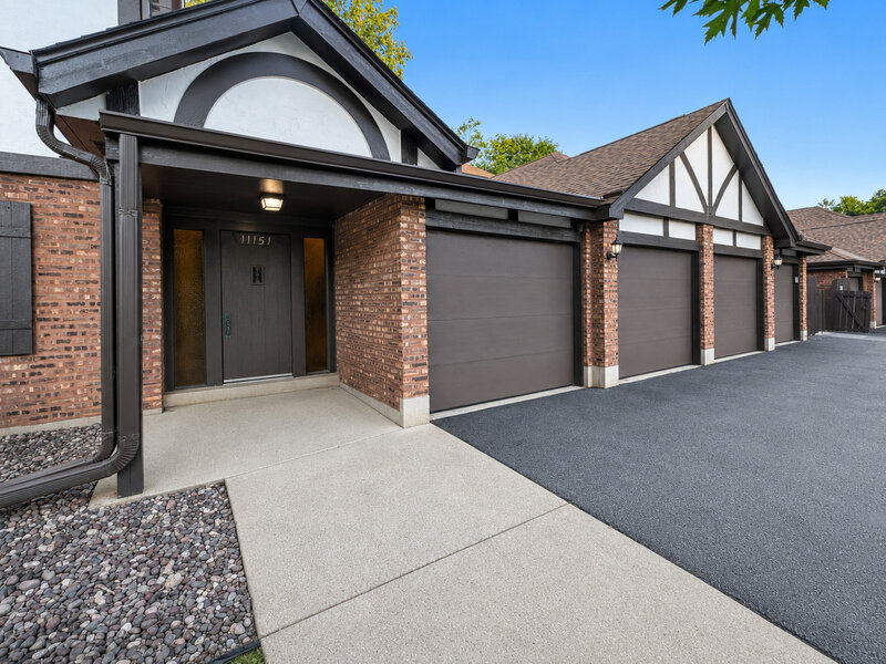 11151 Cottonwood Drive Palos Hills IL 60465