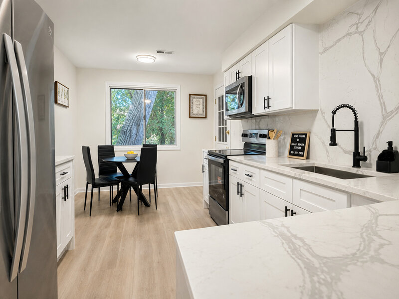 11151 Cottonwood Drive Palos Hills IL 60465