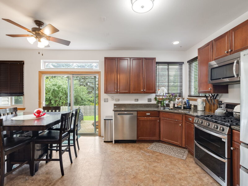 2607 W Westwood Court Carpentersville IL 60110