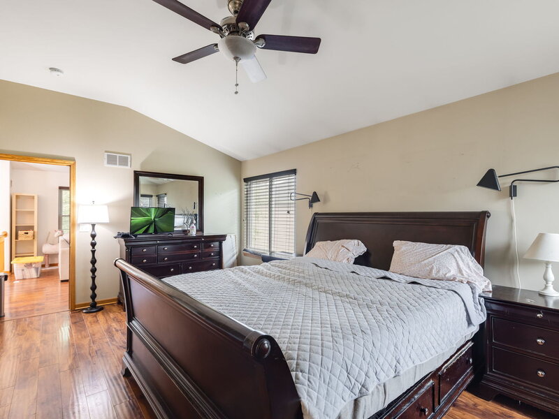 2607 W Westwood Court Carpentersville IL 60110