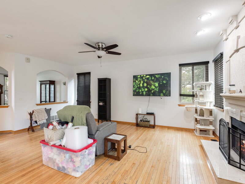 2607 W Westwood Court Carpentersville IL 60110