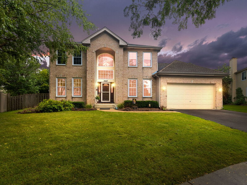 2607 W Westwood Court Carpentersville IL 60110