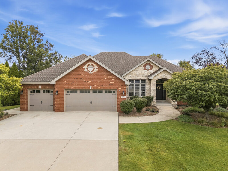 16243 W Blackhawk Drive Lockport IL 60441