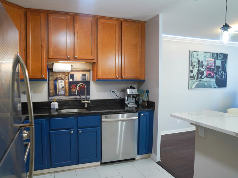 6301 N Sheridan Road Chicago IL 60660