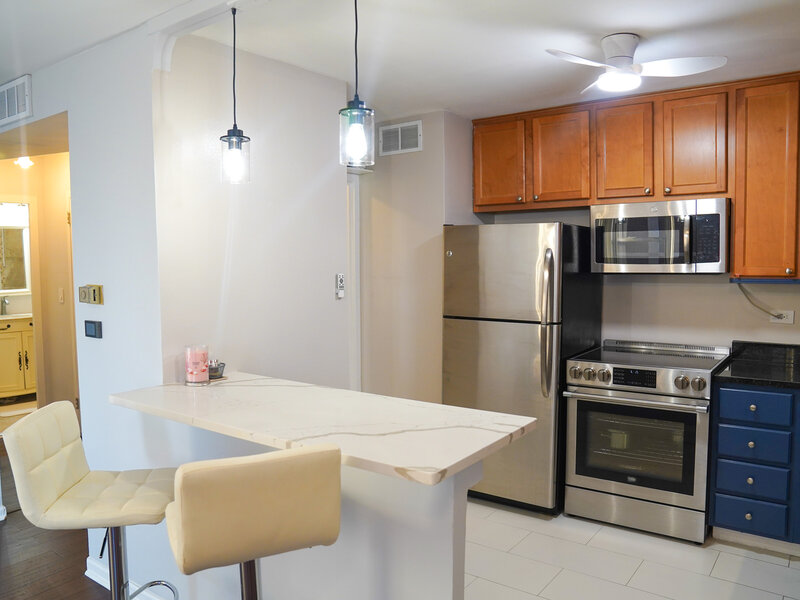 6301 N Sheridan Road Chicago IL 60660